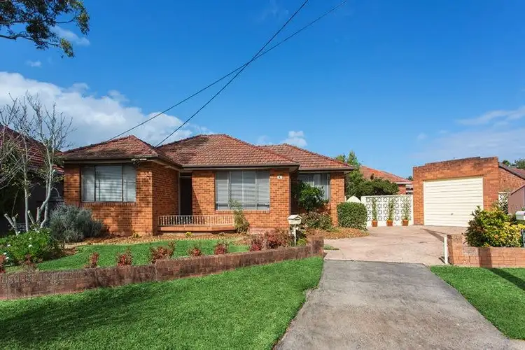 4 Fripp Crescent, Beverly Hills NSW 2209
