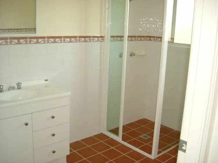 Fifth view of Homely house listing, 2 Noble Place, Kelso NSW 2795
