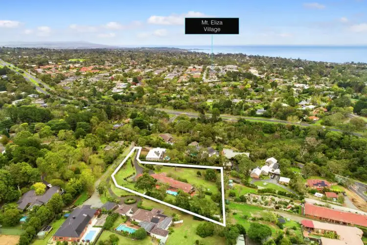 17 Gillards Road, Mount Eliza VIC 3930