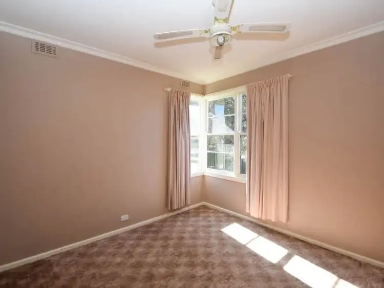 Fourth view of Homely house listing, 15 Perry Street, Wangaratta VIC 3677