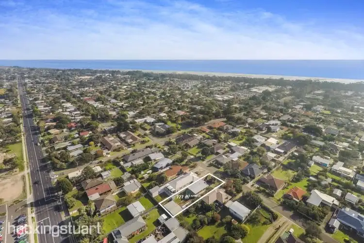 19 Walpole Avenue, Rosebud VIC 3939