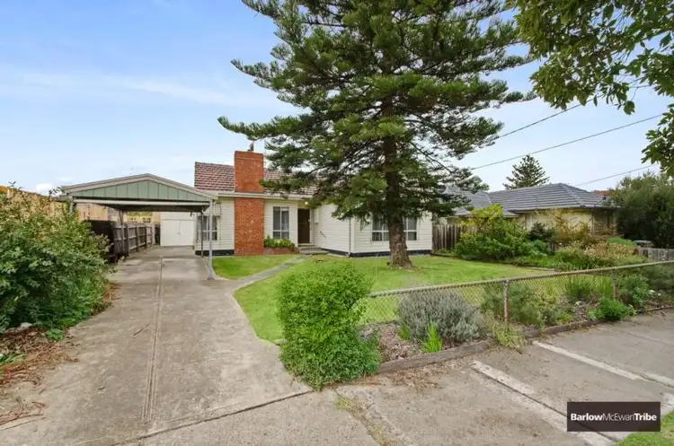Second view of Homely house listing, 8 Thorpe Street, Newport VIC 3015