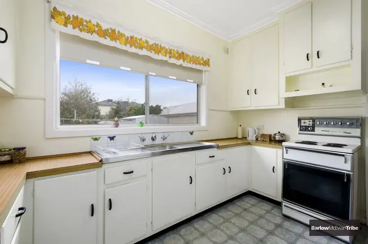 Sixth view of Homely house listing, 8 Thorpe Street, Newport VIC 3015