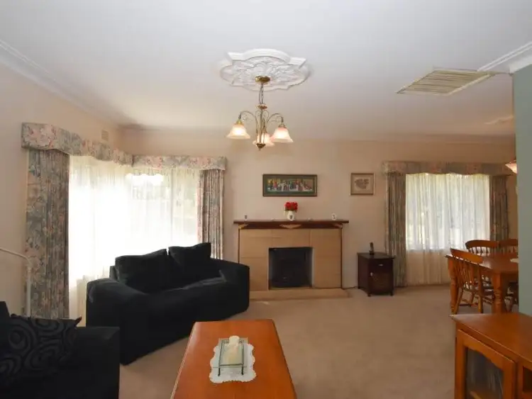 Second view of Homely house listing, 3 Avon Court, Wangaratta VIC 3677