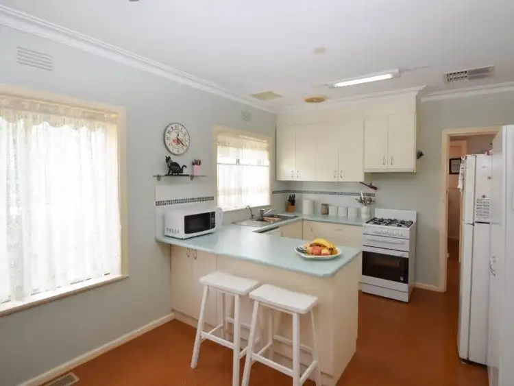 Third view of Homely house listing, 3 Avon Court, Wangaratta VIC 3677