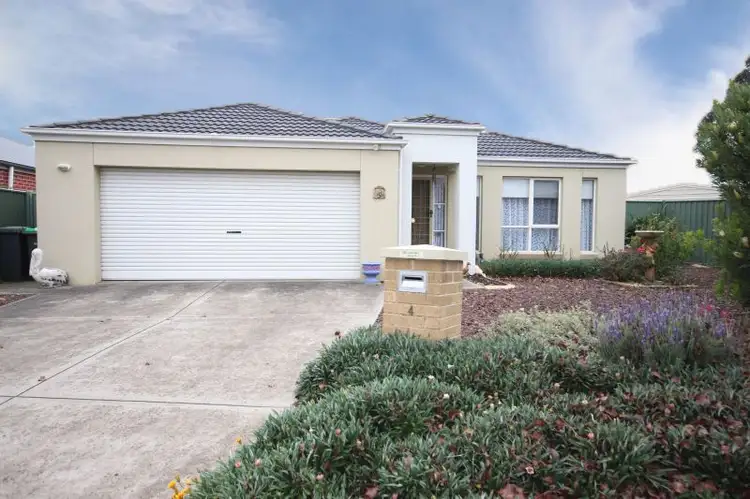 4 Tranquillity Court, Sebastopol VIC 3356