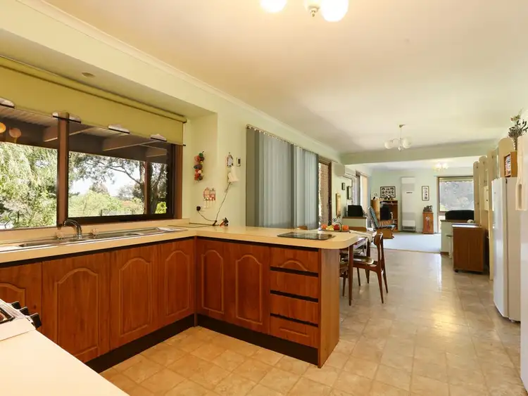 Sixth view of Homely house listing, 10 Grenfell Way, Rosebud VIC 3939