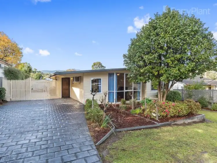 9 Judith Avenue, Boronia VIC 3155