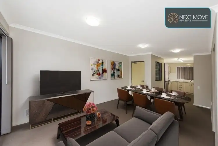4/4 McKimmie Rd, Palmyra WA 6157