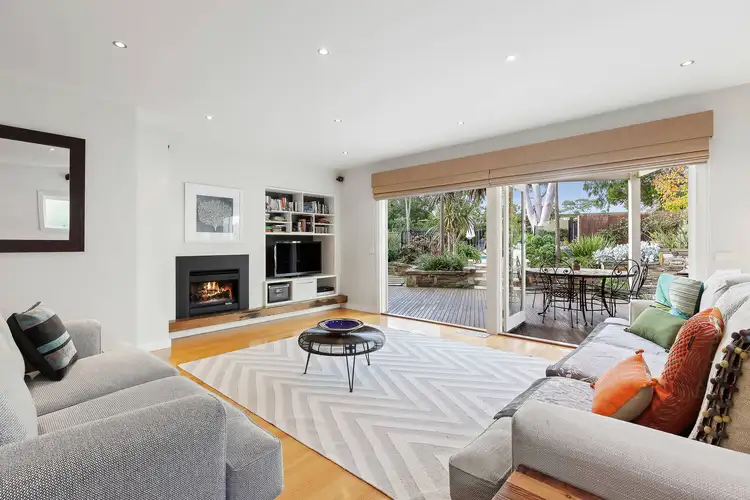 43 Wimbledon Avenue, Mount Eliza VIC 3930