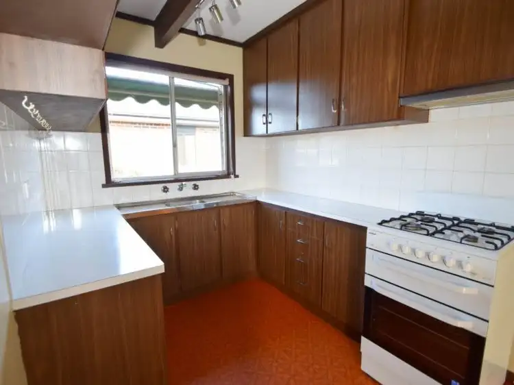 Third view of Homely unit listing, 1/20 Langlands Street, Wangaratta VIC 3677