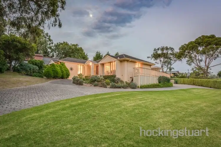 42 Mountain Avenue, Frankston South VIC 3199