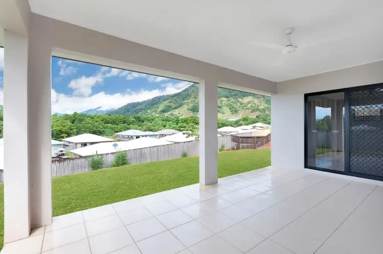 7 Bronzewing Close, Woree QLD 4868