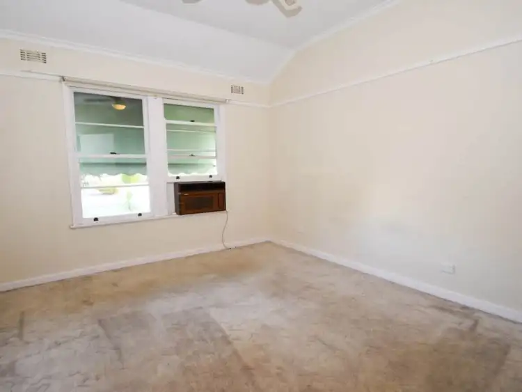 Fifth view of Homely house listing, 1 Maxwell Street, Wangaratta VIC 3677