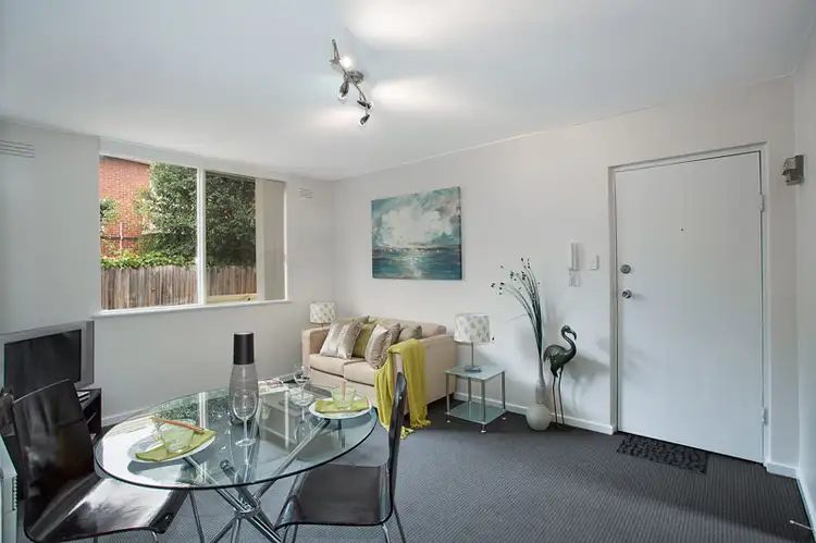 1/38 Middle Road, Maribyrnong VIC