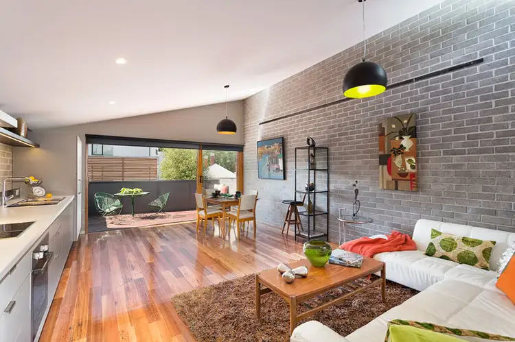 16 Little Smith Street, Kensington VIC 3031