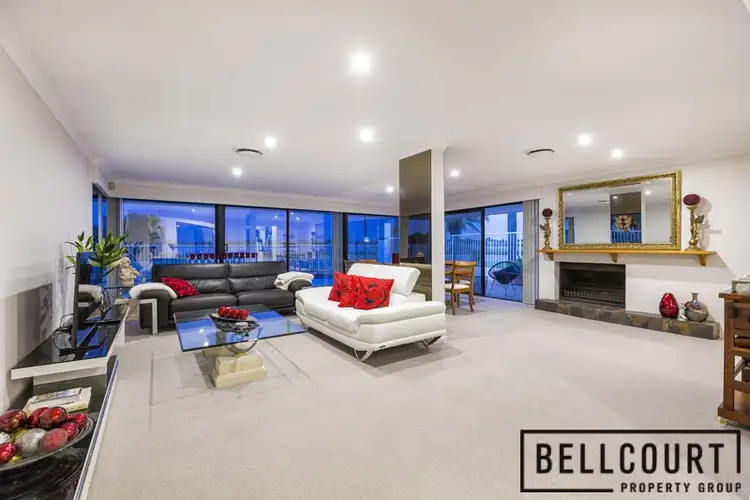33 Salter Point Parade, Salter Point WA 6152