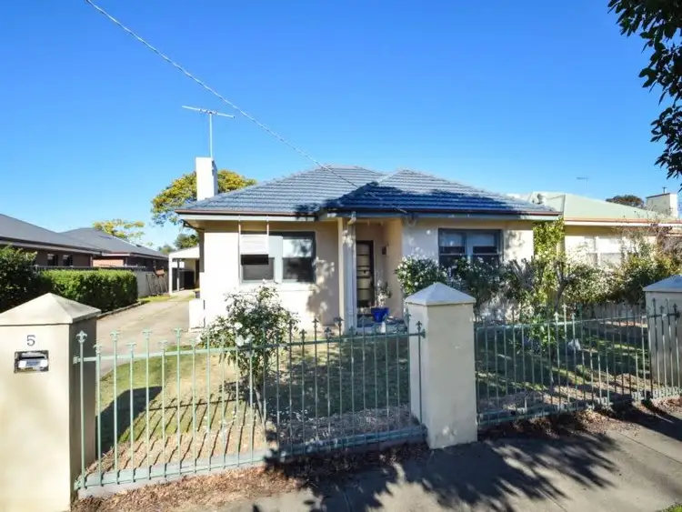 Main view of Homely house listing, 5 O'Leary Street, Wangaratta VIC 3677