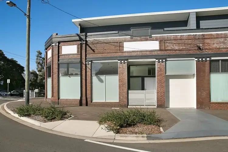 Main view of Homely townhouse listing, 4/51 Parry Street, Cooks Hill NSW 2300