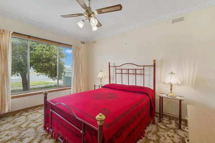 Fifth view of Homely house listing, 92 Sisely Avenue, Wangaratta VIC 3677
