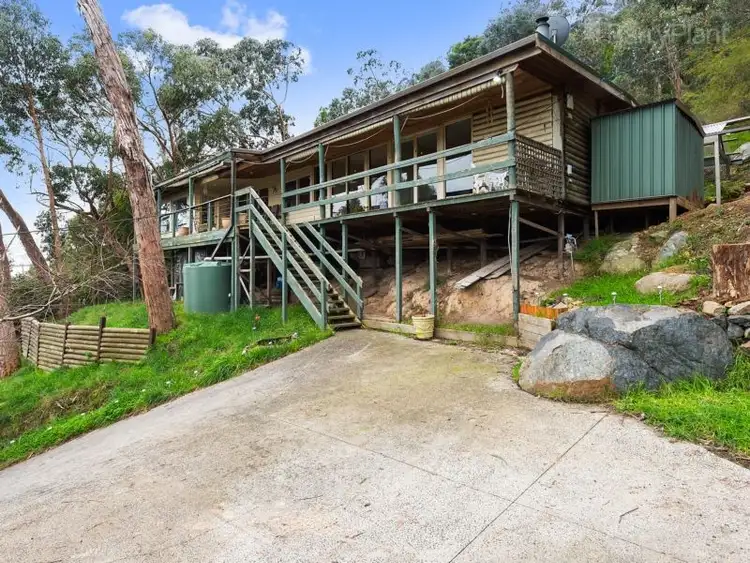 11 Leslie Avenue, Boronia VIC 3155