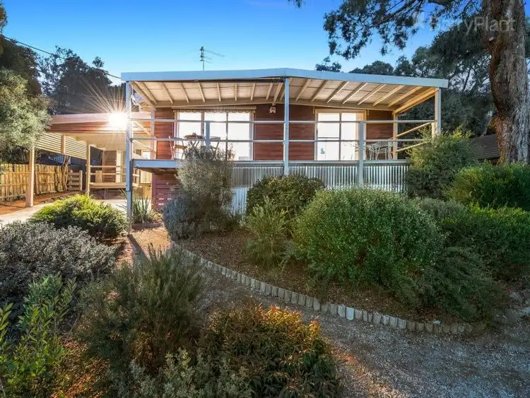 10 Bouganville Street, Boronia VIC 3155