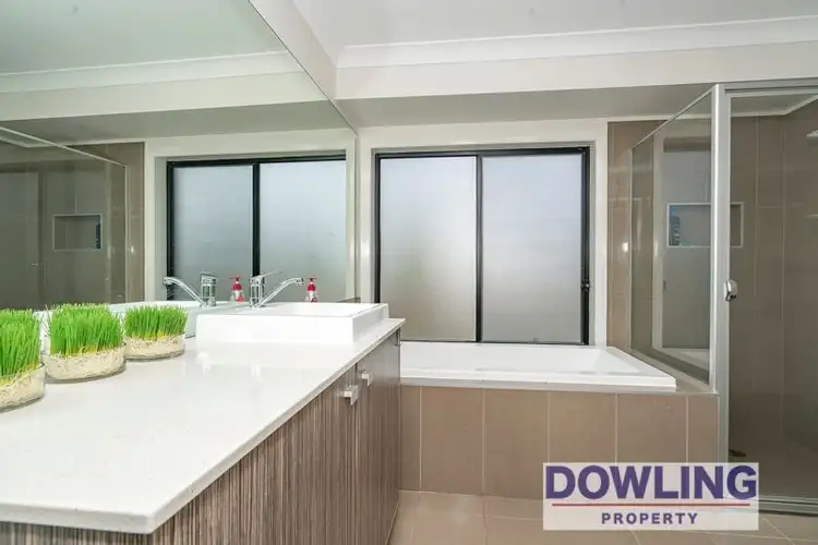 Fifth view of Homely house listing, 36 Kingfisher Drive, Fletcher NSW 2287