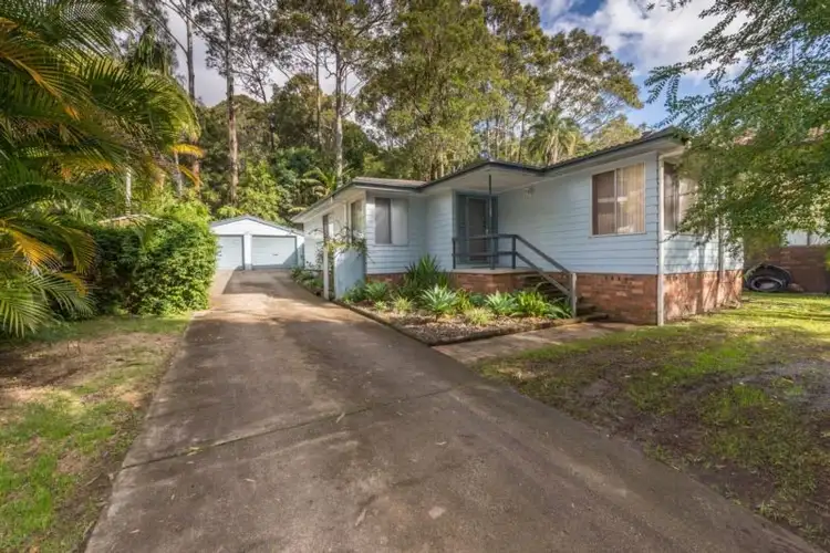 8 Cheshire Close, Rankin Park NSW 2287