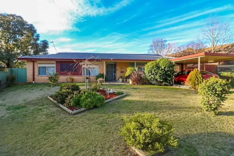 6 Whiteman Place, Windradyne NSW 2795