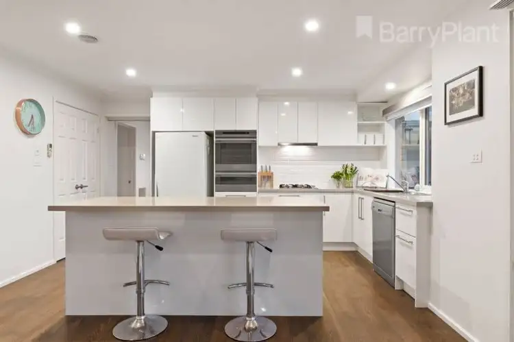 Second view of Homely house listing, 5 Lilac Rise, Lilydale VIC 3140