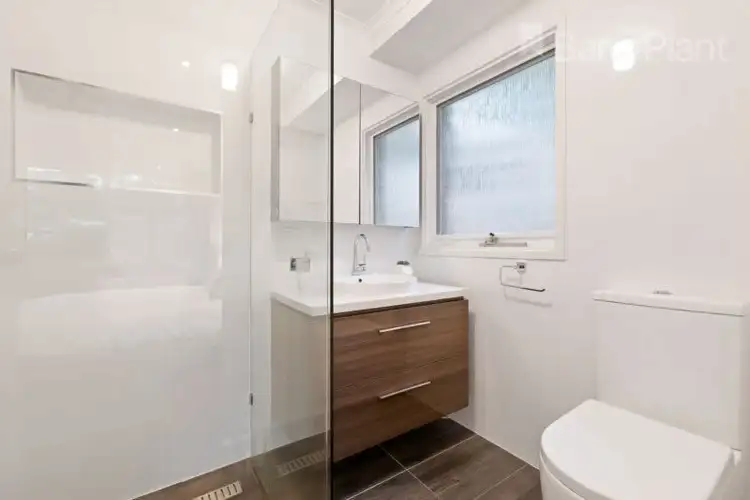 Sixth view of Homely house listing, 5 Lilac Rise, Lilydale VIC 3140