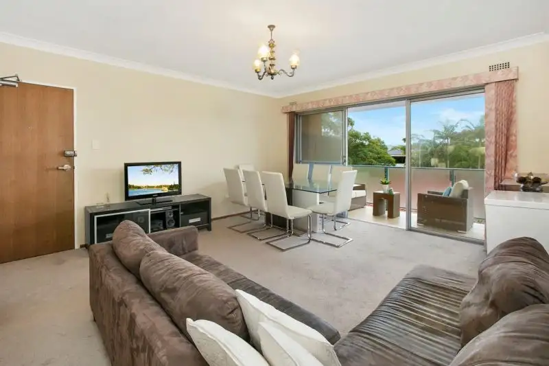 Main view of Homely unit listing, 8/10 Avon Road, Dee Why NSW 2099