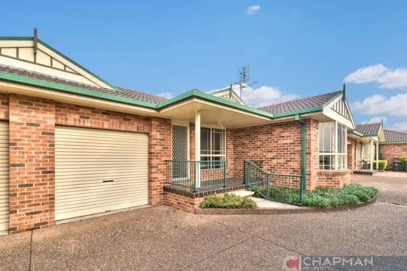 Main view of Homely villa listing, 3/3 Crest Road, Wallsend NSW 2287