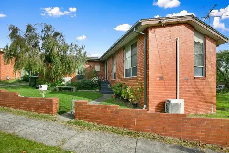 Fifth view of Homely house listing, 8 Alba Street, Frankston North VIC 3200