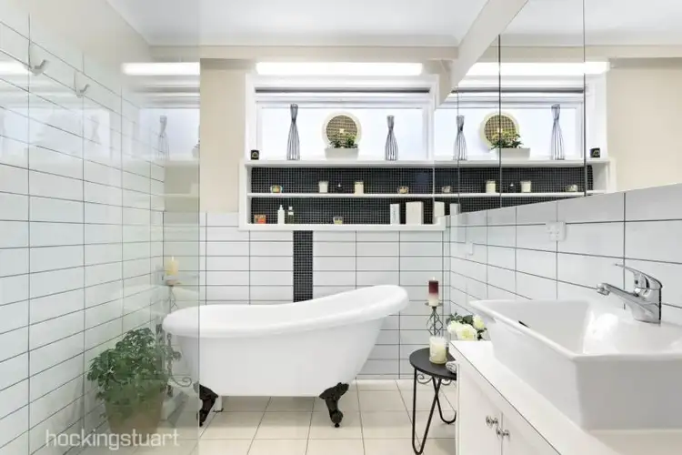 Fourth view of Homely apartment listing, 2/26 Edgar Street, Glen Iris VIC 3146