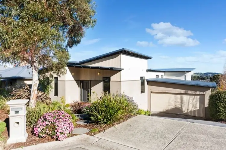 19 Werther Way, Doreen VIC 3754