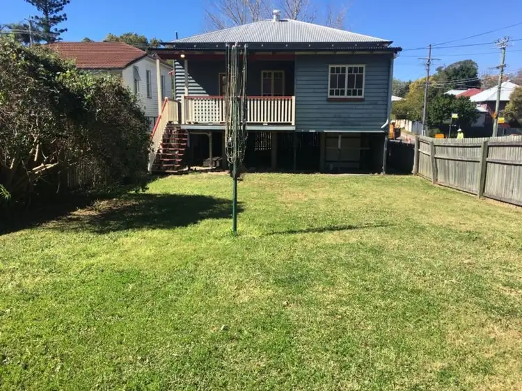 32 Ellena Street