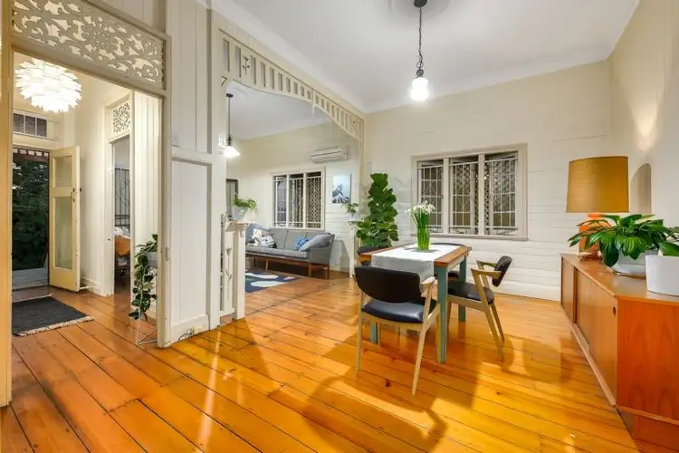 29 Mossvale Street, Ashgrove QLD 4060