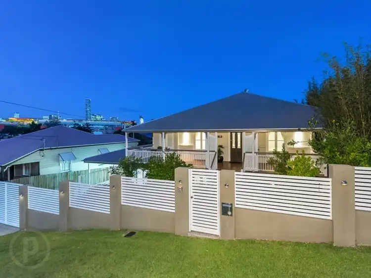 28 Nairn Street, Milton QLD 4064