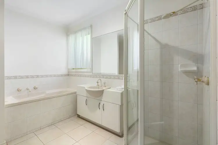 Sixth view of Homely house listing, 3 Hutchins Park Close, Mornington VIC 3931