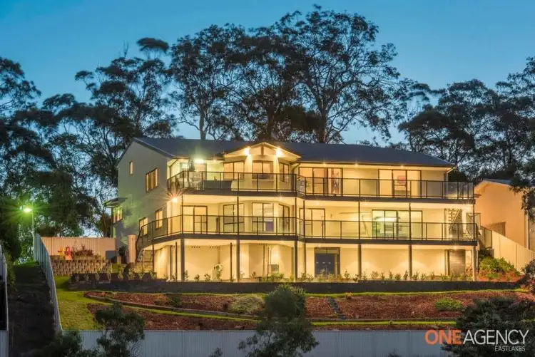 12 Castle Drive, Floraville NSW 2280