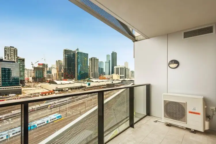 1207/673 La Trobe Street, Docklands VIC 3008
