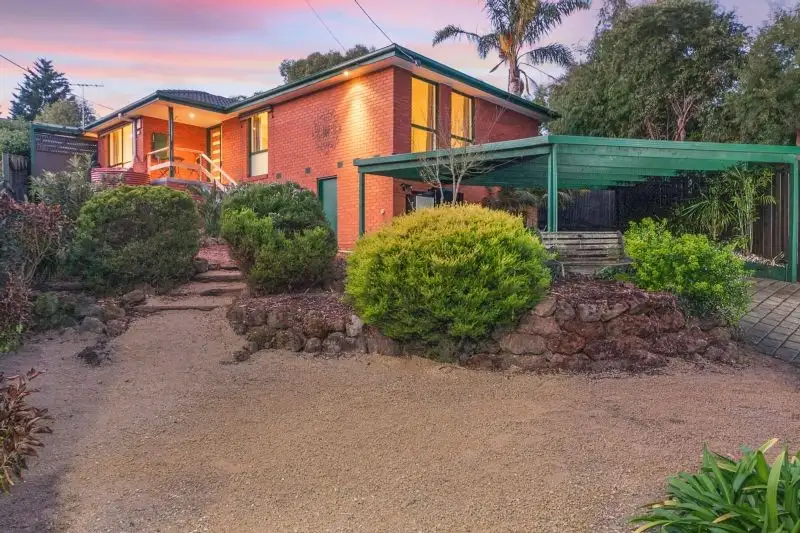 Main view of Homely house listing, 5 Bentley Court, Watsonia North VIC 3087