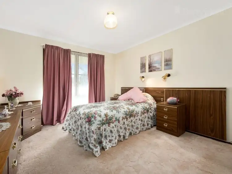 Sixth view of Homely house listing, 5 Halley Road, Ferntree Gully VIC 3156