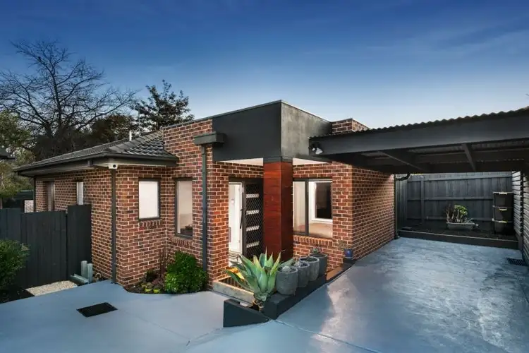 2/14 Daours Court, Watsonia VIC 3087