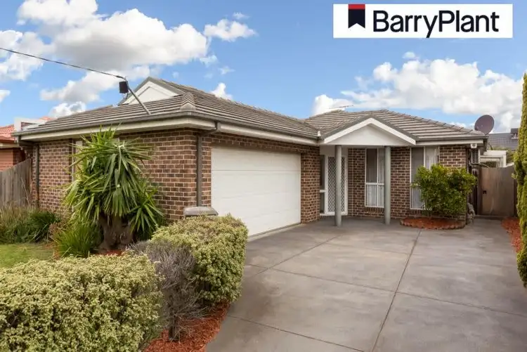 28 Spicer Boulevard, Altona Meadows VIC 3028