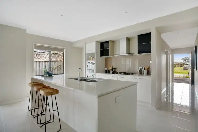 Seventh view of Homely house listing, 9 Verdant Avenue, Sandhurst VIC 3977