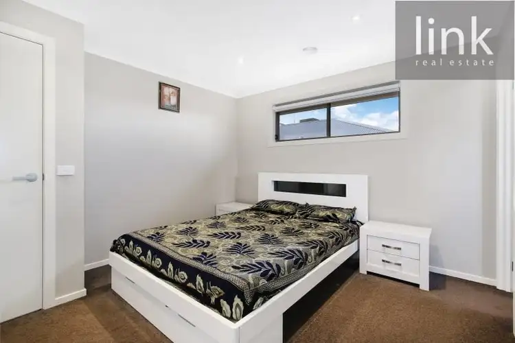 Sixth view of Homely house listing, 17 Honeyeater Circuit, Thurgoona NSW 2640