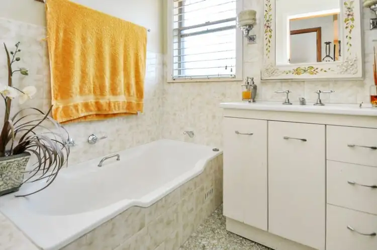 Sixth view of Homely house listing, 28 Stanley Street, Bathurst NSW 2795