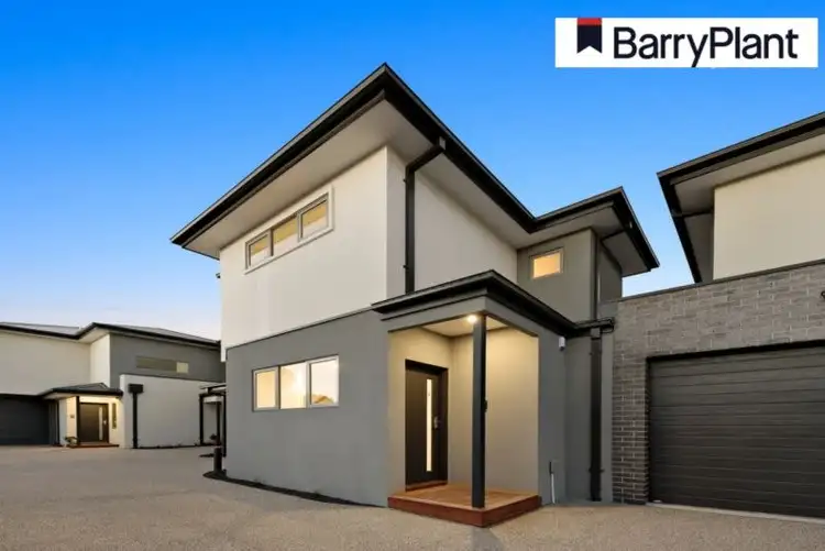 2/20 Primula Avenue, Brooklyn VIC 3012